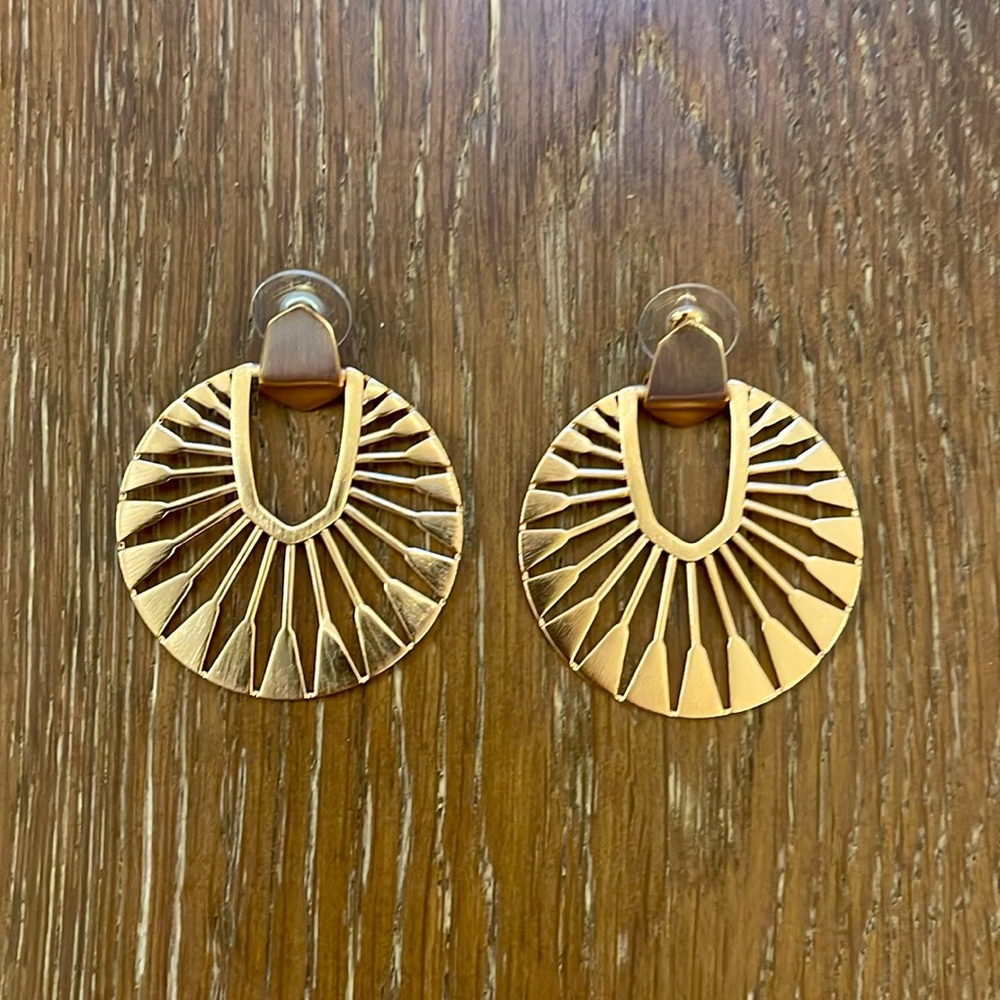 Kendra Scott earrings